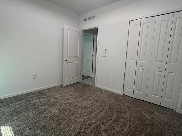 336 Kayden Cv — Photo 5