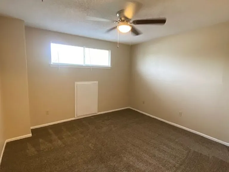 2710 Quail Creek Dr — Photo 9