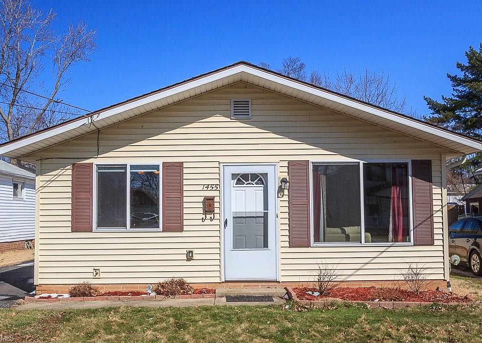 1st image of 1455 E 330th St