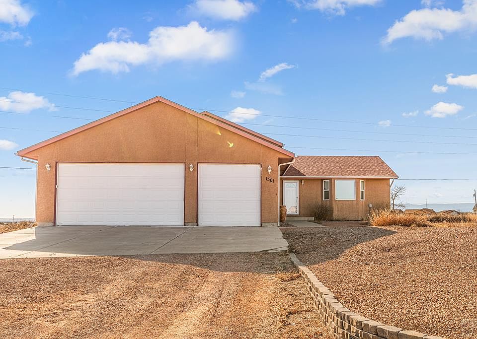 1st image of 1501 N Gentry Ln
