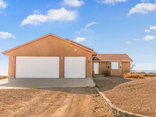 1501 N Gentry Ln, Pueblo West, CO 81007