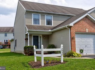 3992 Parkside Ct, Mount Joy, PA 17552