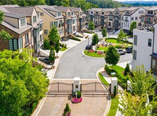 2120 Peach Ln SE, Smyrna, GA 30080