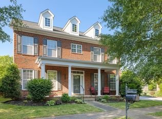 305 Meadowglade Ln, Franklin, TN 37064