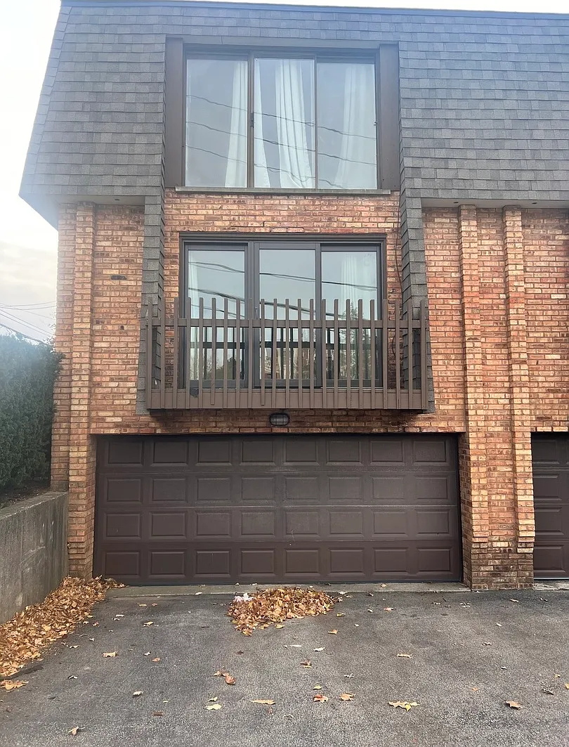 2 bed, 1.5 bath, $2,350 — Photo 1