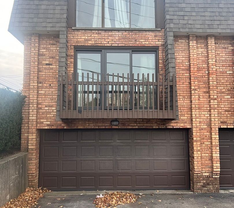 1st image of 1988 Green Bay Rd APT 4