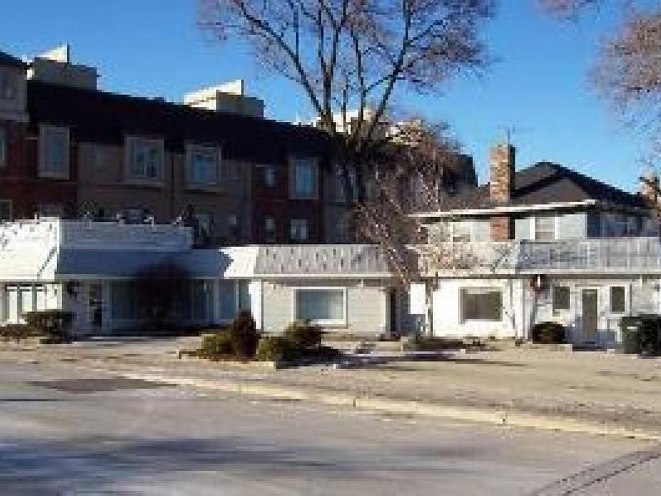 1st image of 900 Warren Ave