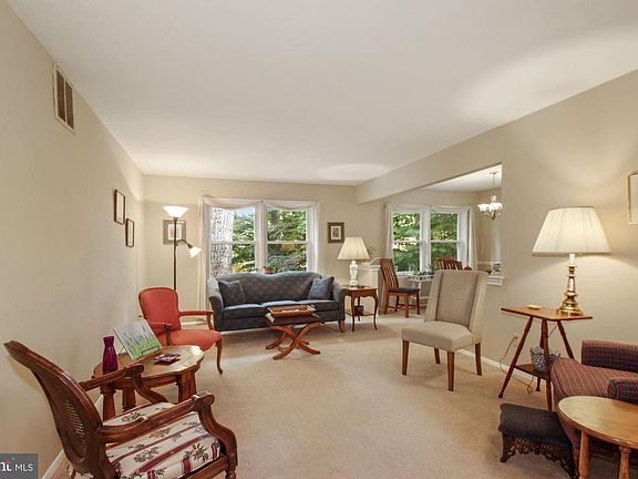 3rd image of 3 Owens Ct