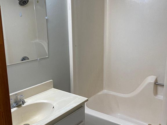 5th image of 203 E Lafayette St #1