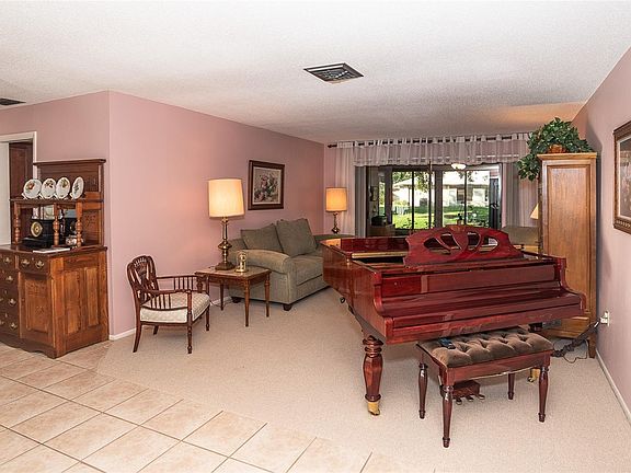 5th image of 609 Verrocchio Dr #609