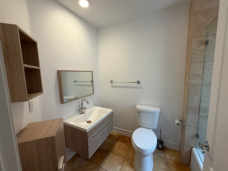 574 E Palm Ave #105 — Photo 45