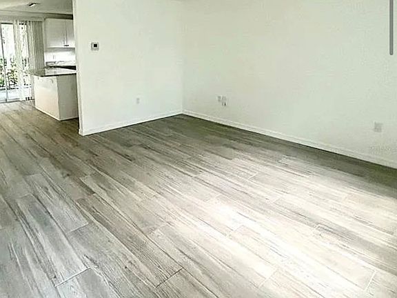 4th image of 2377 Main St
