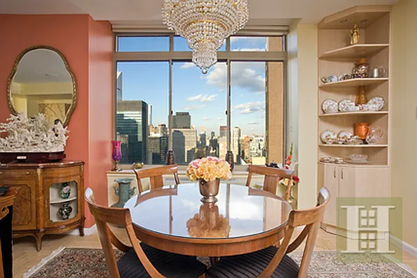 Sold by Halstead Real Estate | media 27