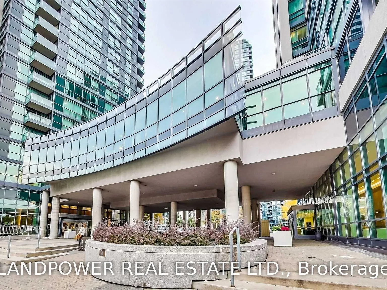 2 bed, $2,600 — Photo 3