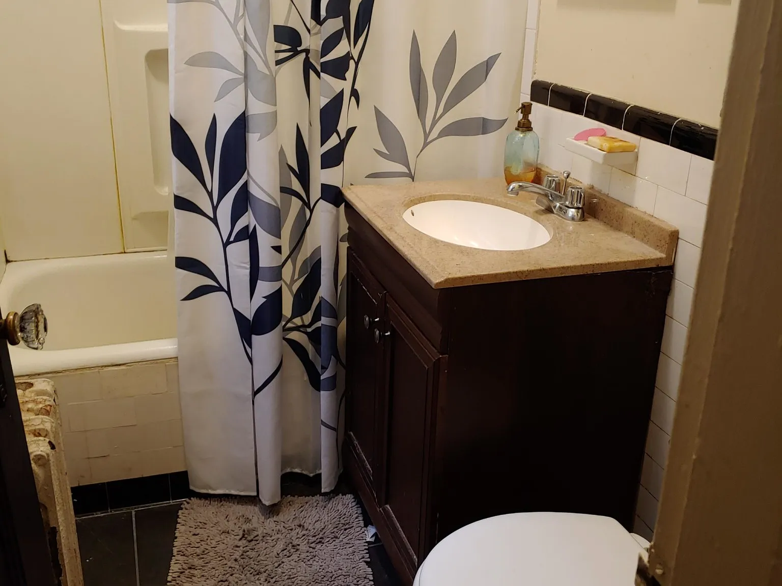 Studio, 1.0 bath, 355 sqft, $1,795 — Photo 2