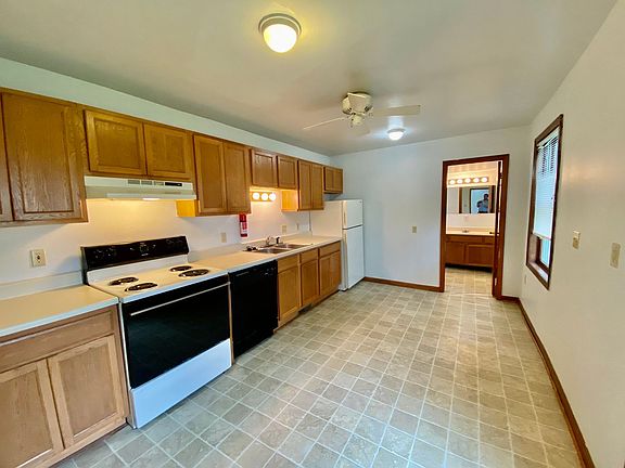 5th image of 215 N River St APT 5