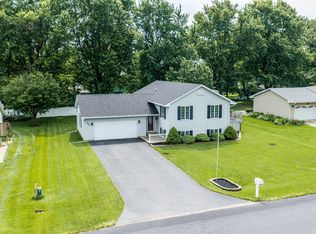 209 N Pleasant St, Ohio, IL 61349