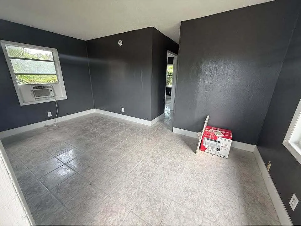 1 bed, 1.0 bath, 1000 sqft, $1,500 — Photo 2