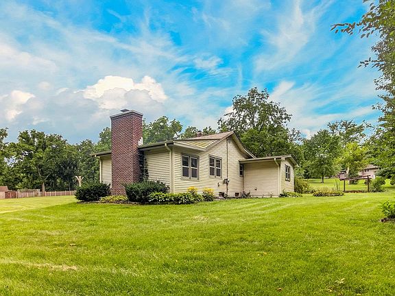 4th image of 3767 Songbird Ln