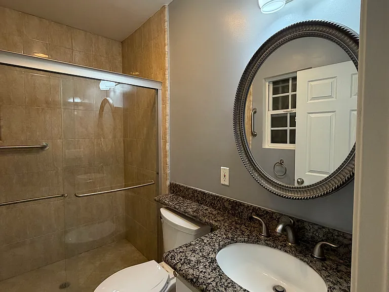 18601 Vincennes St #5 — Photo 11