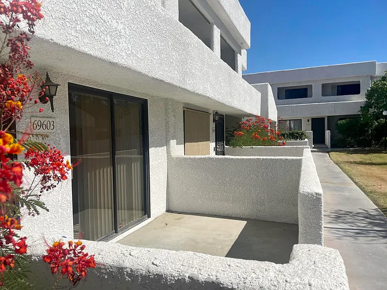 69603 Heather Way — Photo 2