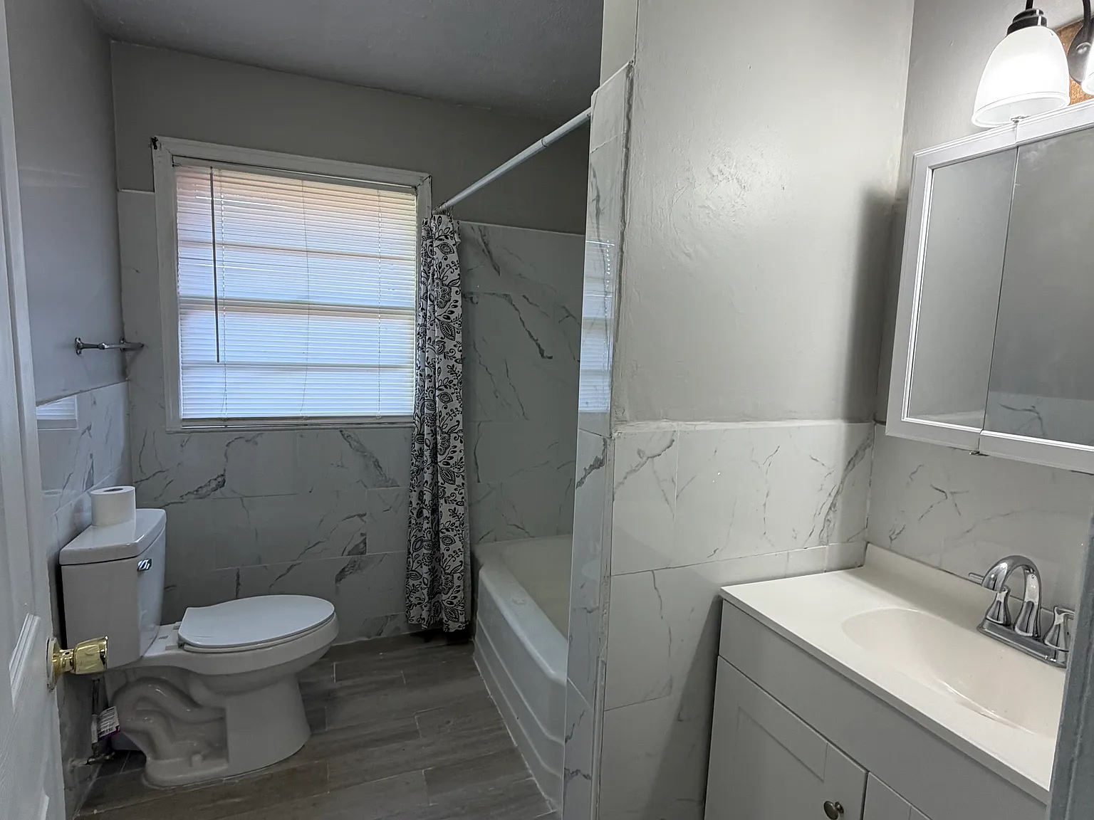 3555 Monroe St — Photo 4