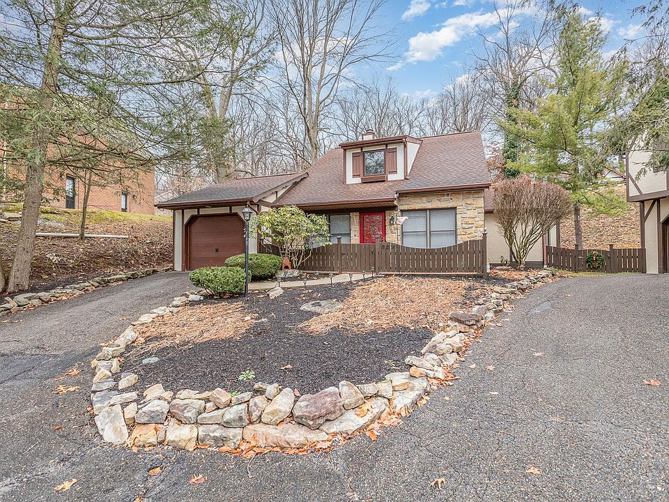1st image of 889 Alpine Dr
