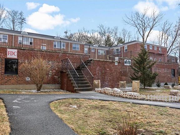 2nd image of 205 West Post Road #2H