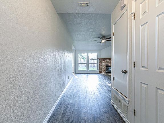 5th image of 6403 Jennie Ln