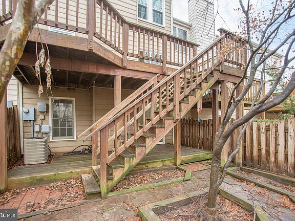3rd image of 4141 Bancroft Ln