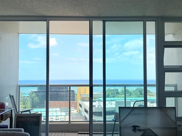 1133 Waimanu St #15, Honolulu, HI 96814