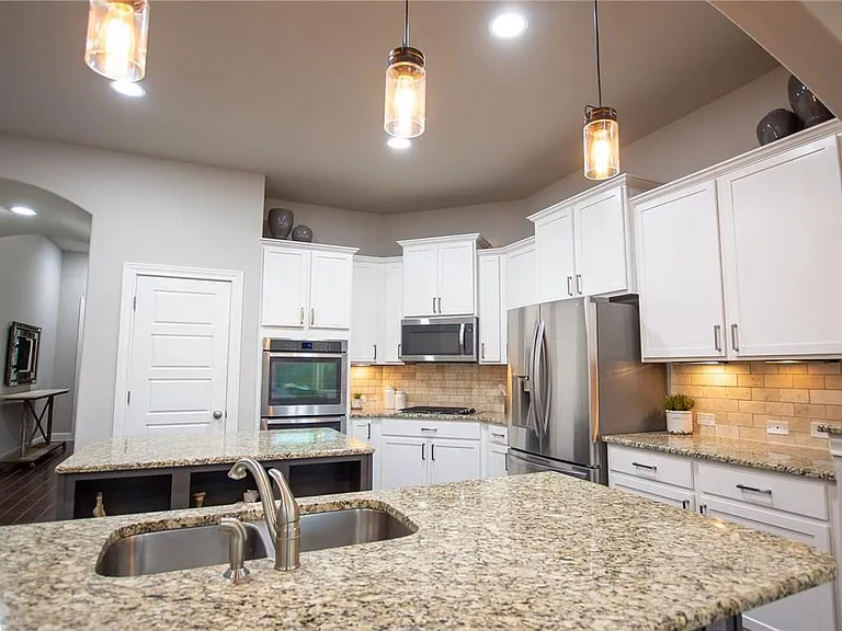 22521 Rock Wren Rd — Photo 16