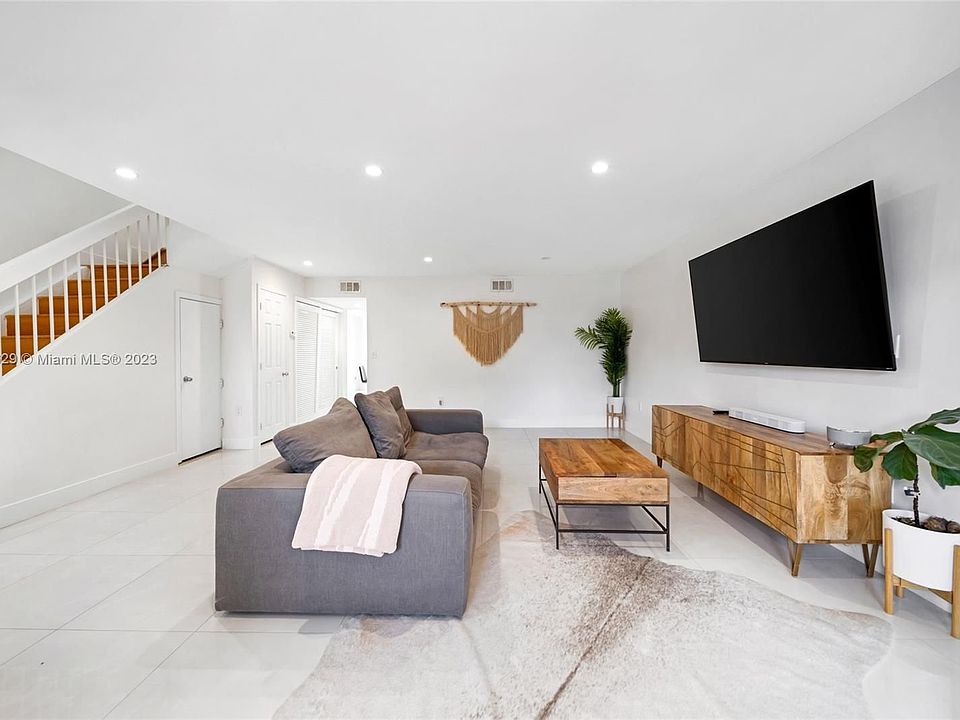 1st image of 3736 NE 166th St #114