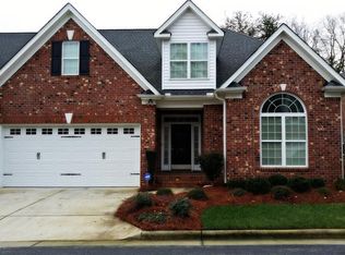18 Hines Park Ln, Greensboro, NC 27455