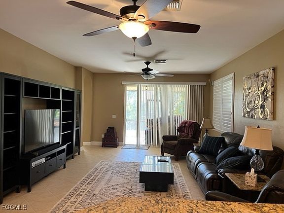 4th image of 10602 Camarelle Cir