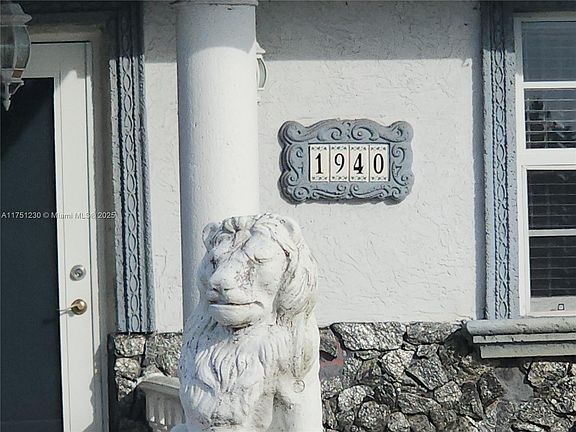 3rd image of 1940 NW 47th Ave