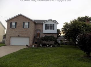 107 Westland Est, Winfield, WV 25213