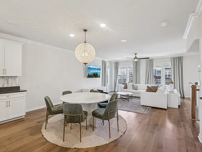 21 Dahlia Dr — Photo 8