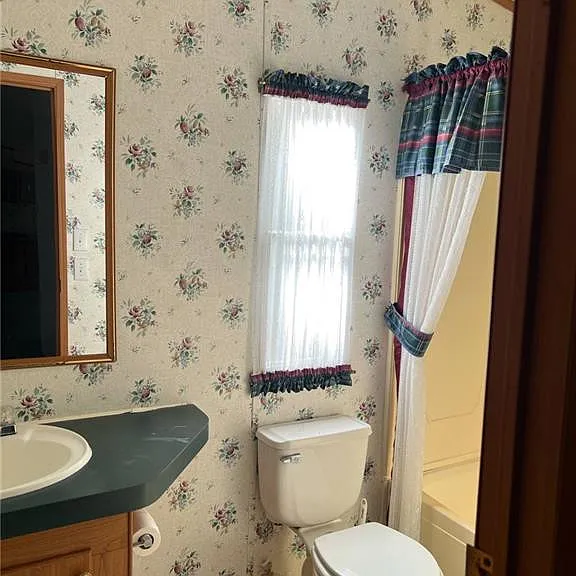 36 Fred Ave — Photo 5