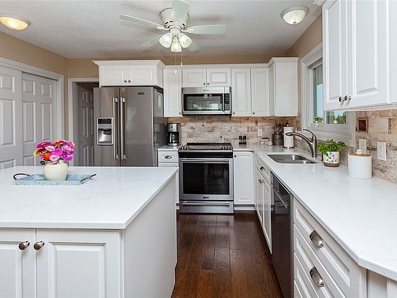 5th image of 7343 NE 80th St