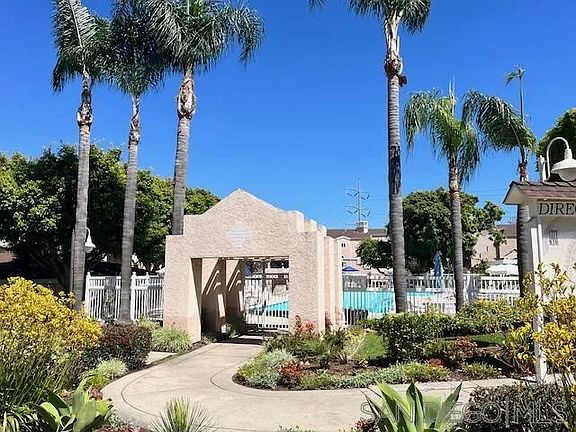 3rd image of 7123 Camino Degrazia Unit 132