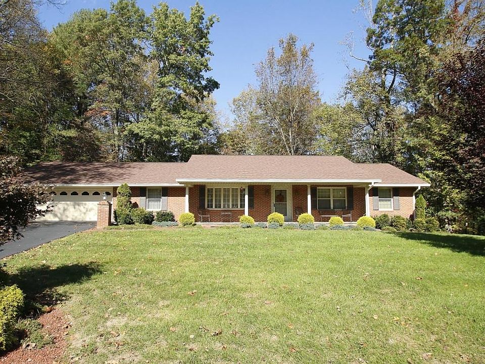 1st image of 6565 Woodbrook Dr