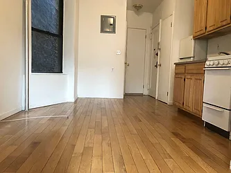 Rented by Best Apartments North Inc