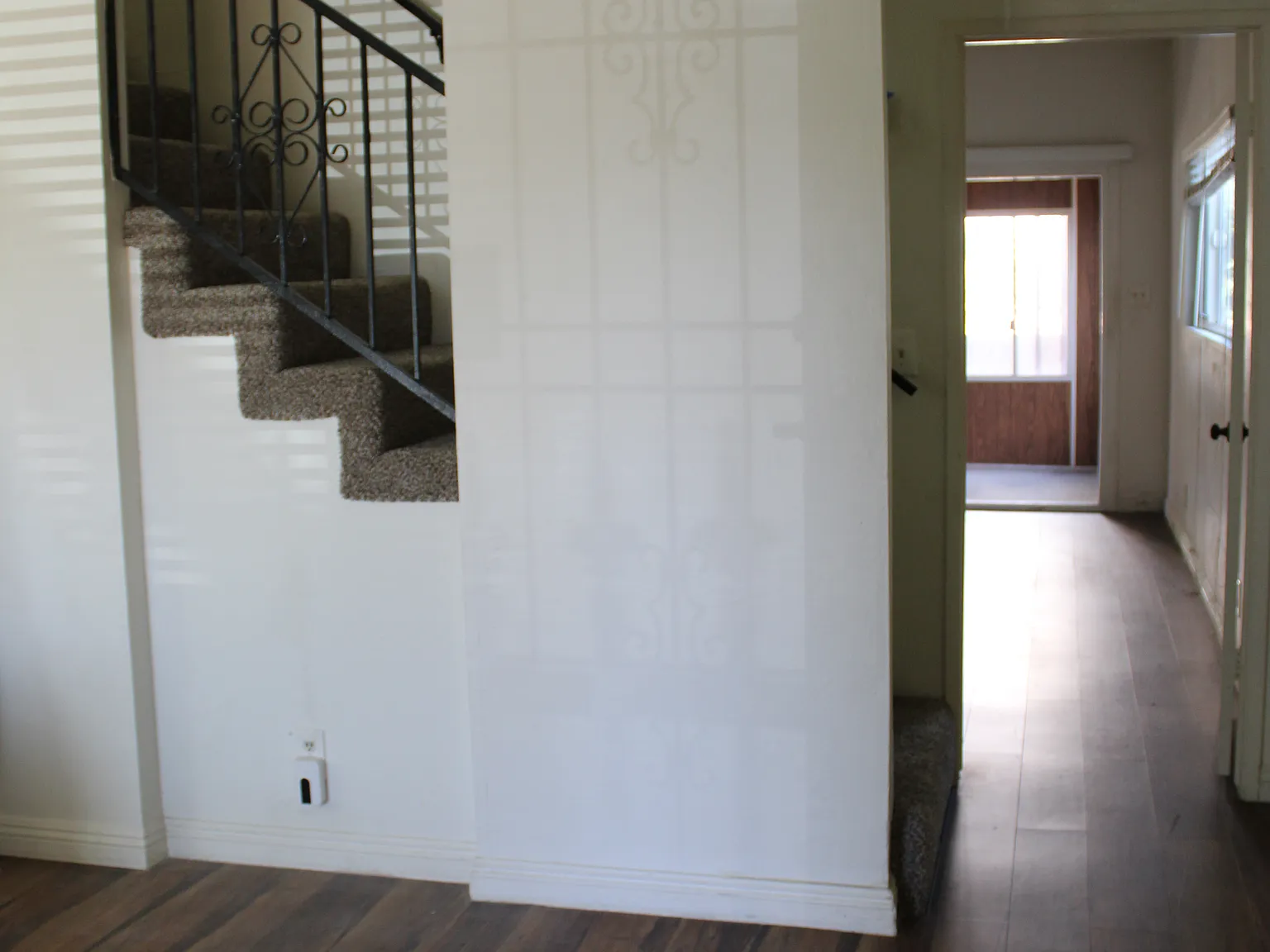 4 bed, 1254 sqft, $4,200 — Photo 3