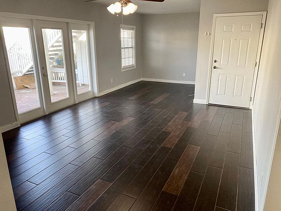 5th image of 5008 Starfish Dr SE #D