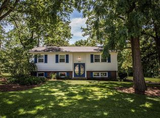 504 W Steels Corners Rd, Cuyahoga Falls, OH 44223