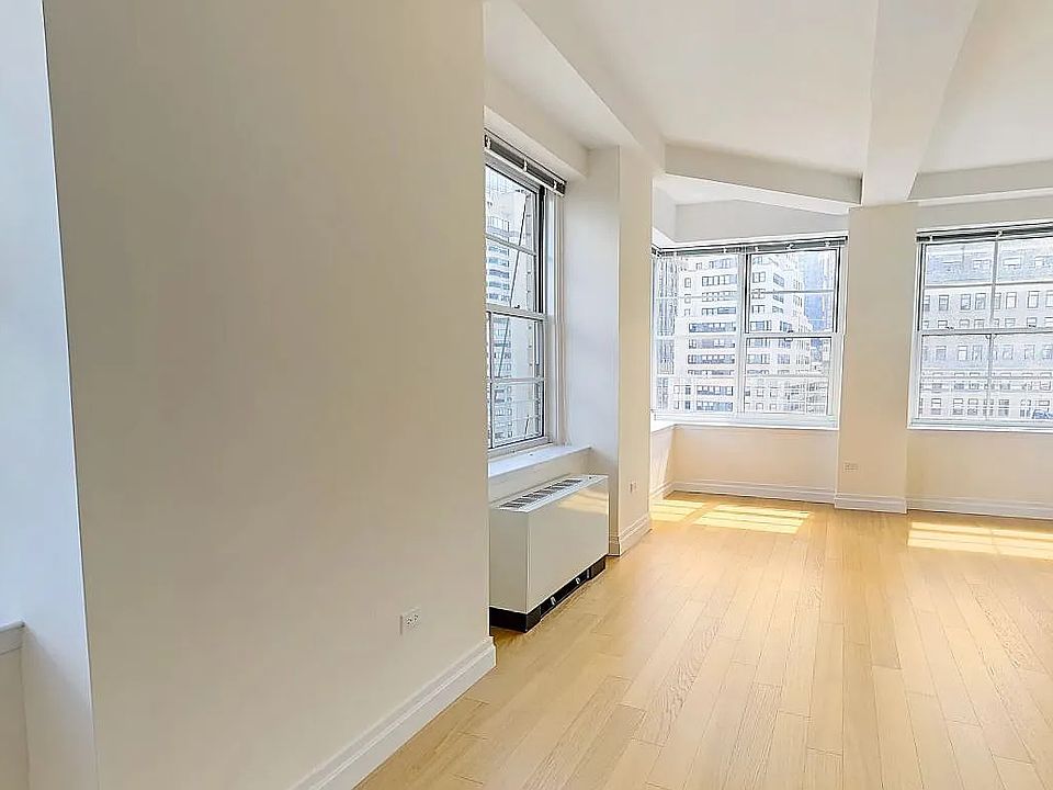 1st image of 21 West St APT 28E