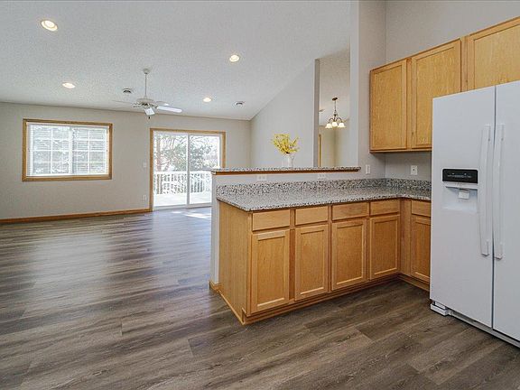 2nd image of 7813 Elm Grove Ave