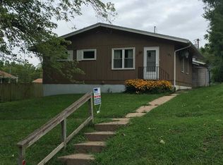 141 2nd St W, Washington, IA 52327