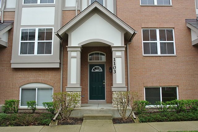 1st image of 1103 N Claremont Dr